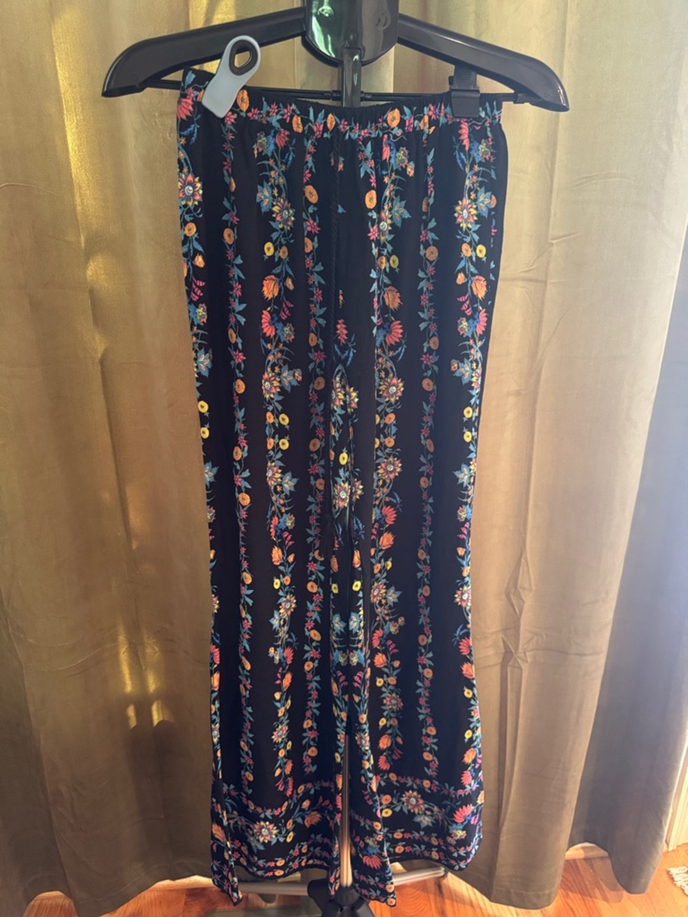 Flying Tomato Black Wide-Leg Pants with Floral Stripe Print
